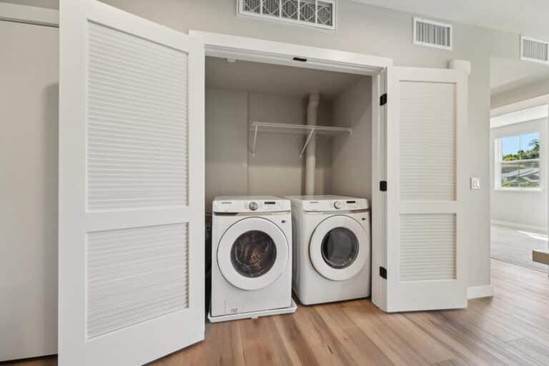 Interior view of unit 1203 at Villa Rotonda