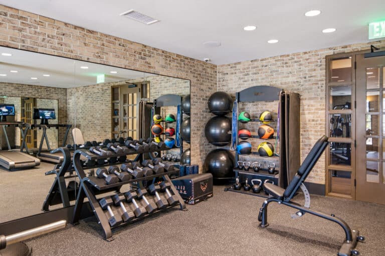 Villa Rotonda Apartments in Santa Rosa weight room.