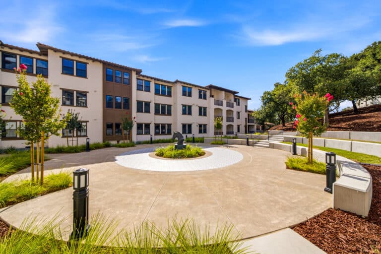 Villa Rotonda Apartments in Santa Rosa courtyard plaza.